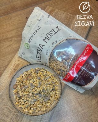 Müsli Spékané se slaným karamelem!🧂🍮 👉 Do křupava pečené ovesné vločky slazené rýžovým sirupem 👉 S karamelovými...